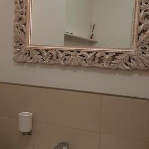 Camera grande con letto king size